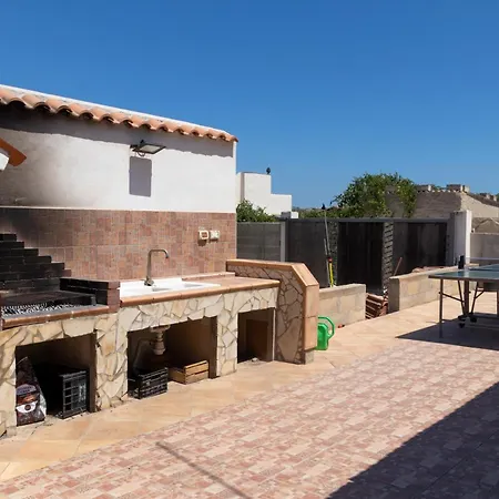 Amaris Mango Seafront Holiday home Granelli